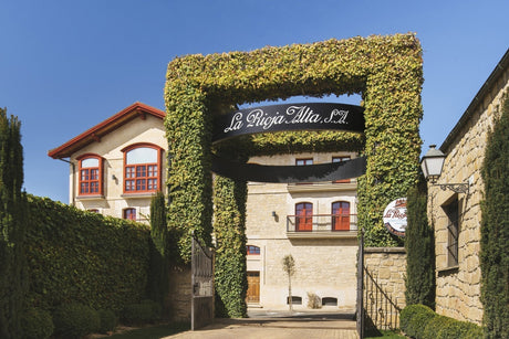 Bodegas Rioja Alta: onde a tradição se transforma em vinhos de excelência incomparável.