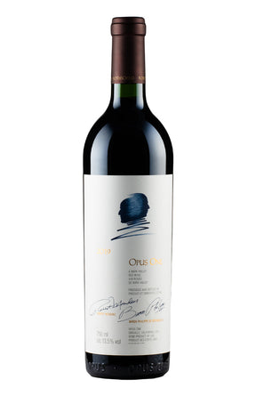 Botella de Opus One 2019