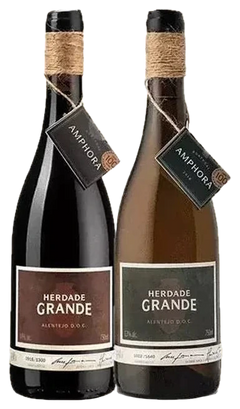 Pack Natal Amphora Alentejo: Herdade Grande Amphora Red 2021 and Amphora White 2020, side by side